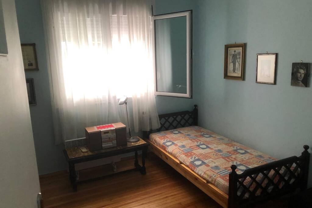 Villa Ανακαινισμενη Μονοκατοικια 125 Τμ Στο Κεντρο Με Κηπο à Mesolóngion Extérieur photo