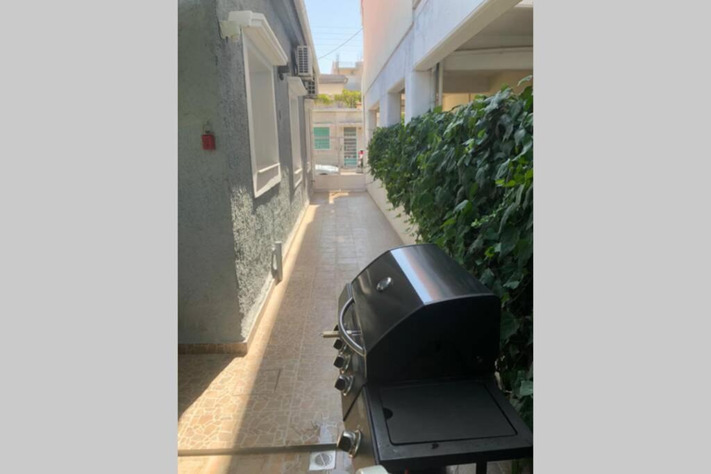 Villa Ανακαινισμενη Μονοκατοικια 125 Τμ Στο Κεντρο Με Κηπο à Mesolóngion Extérieur photo