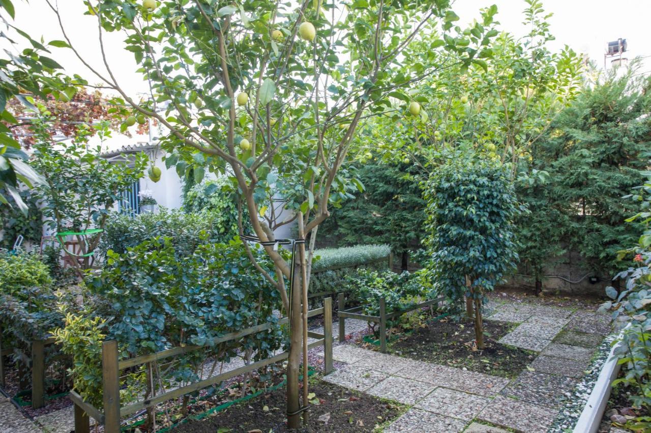Villa Ανακαινισμενη Μονοκατοικια 125 Τμ Στο Κεντρο Με Κηπο à Mesolóngion Extérieur photo